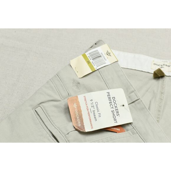 NEW Dockers Men's Perfect Short Classic Fit Stretch Khaki Shorts Size 44 - Picture 8 of 8